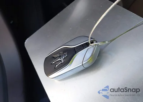 2017 Maserati Quattroporte S Granlusso z USA, uszkodzony, nr VIN ZAM56RPL4H1226584